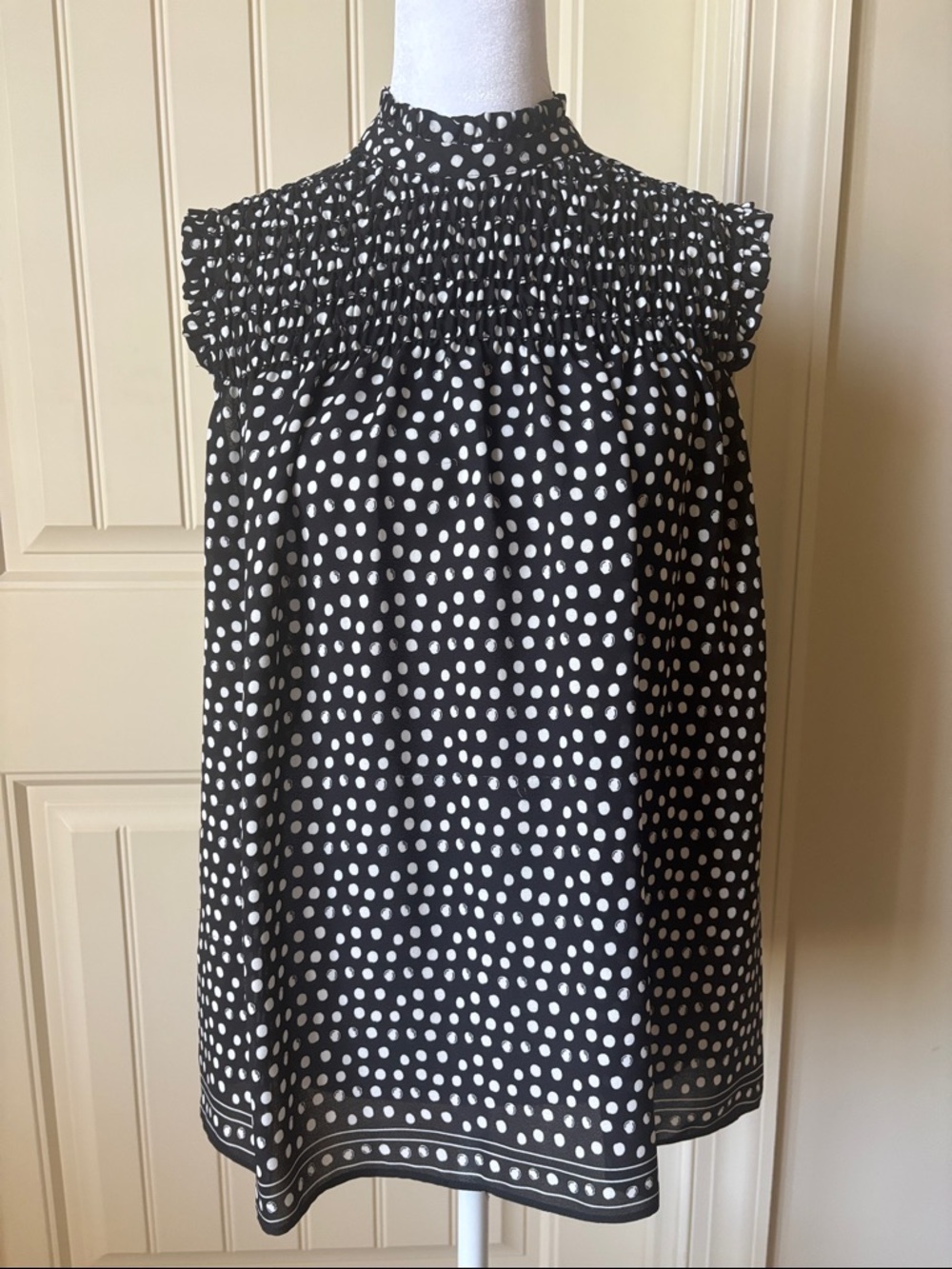 Max Studio Black and White Polka Dot Sleeveless Blouse